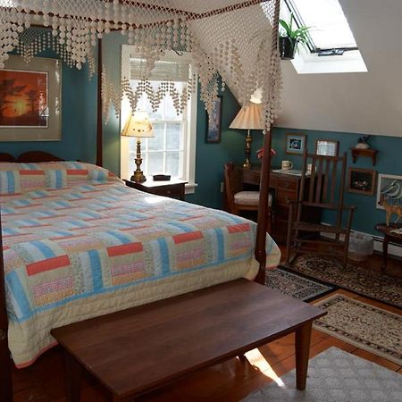 Simmons Homestead Inn Гианнис Порт Экстерьер фото